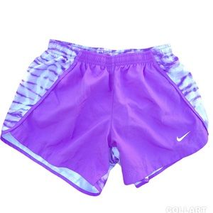 Nike Girls' TIE-DYE Sprinter DRI-FIT Running Shorts (Berry/Purple)